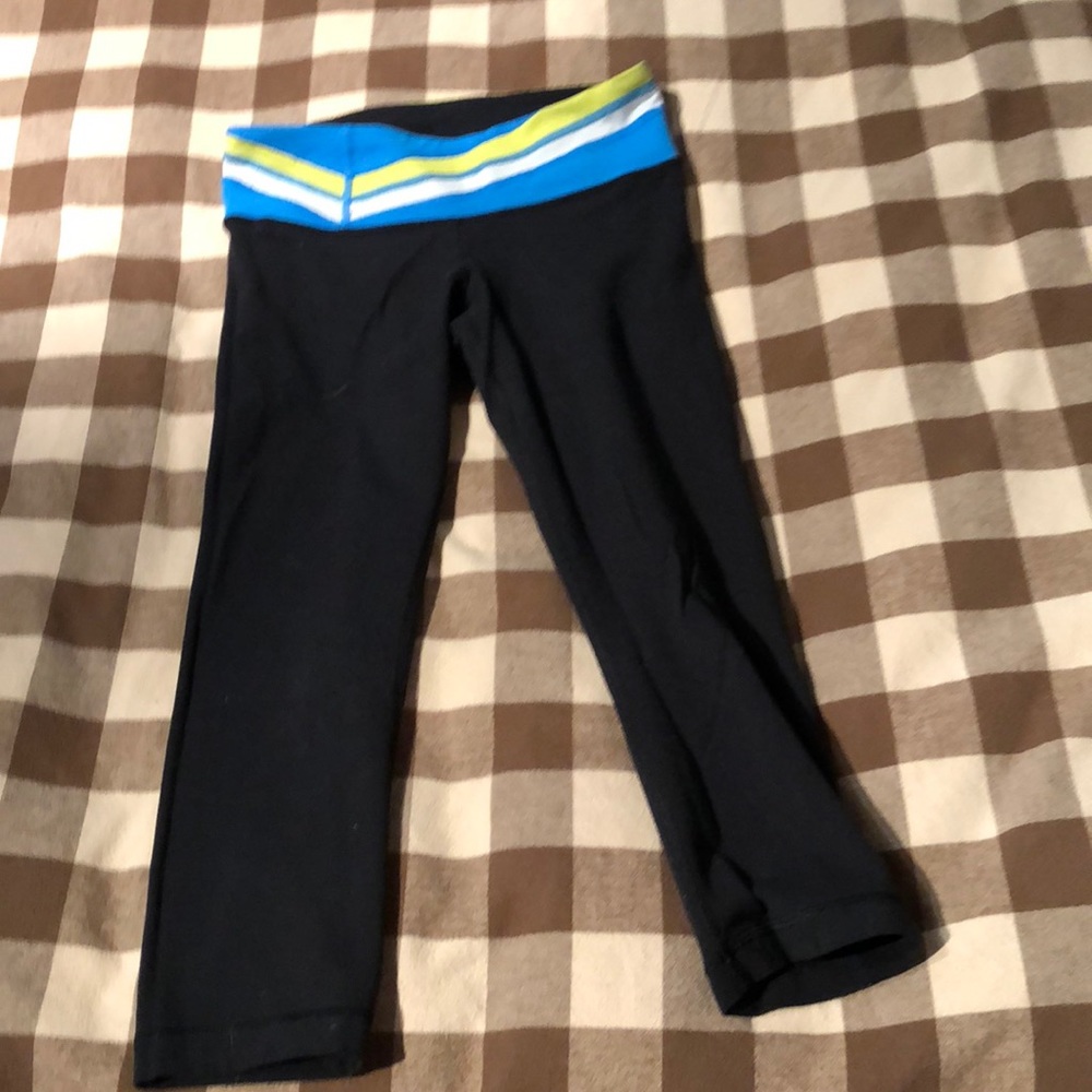Lulu lemon wunder under crops size 6